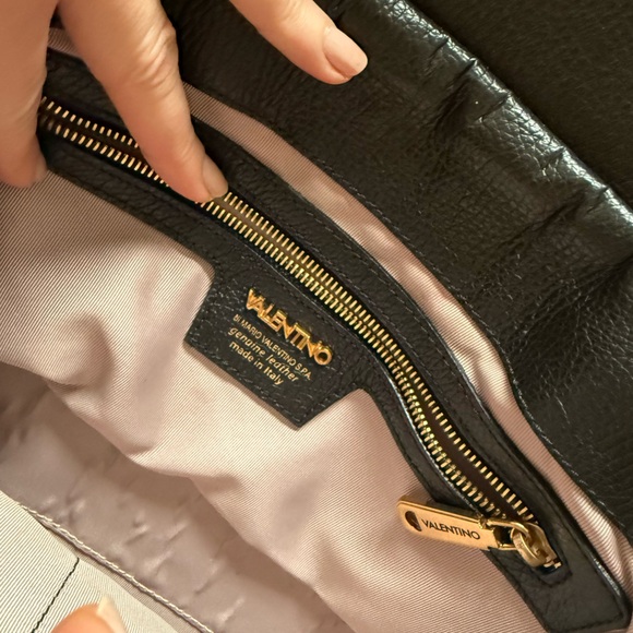 Mario Valentino leather bag - Picture 6 of 12